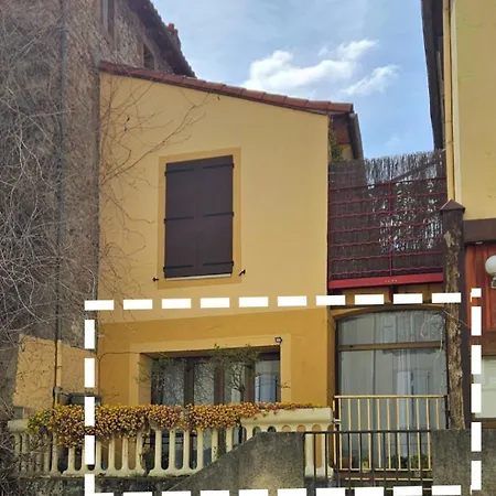 Saint-martin, Centre-ville, Parking, Terrasse